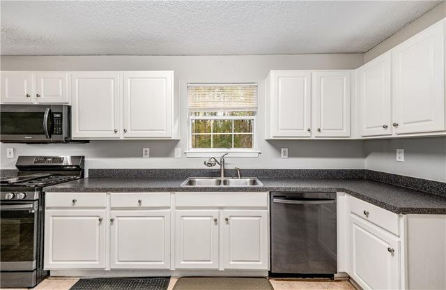 4150 Soaring Drive, Douglasville, GA 30135