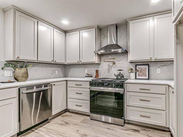 6705 Crow Circle, Oklahoma City, OK 73132