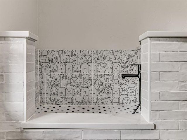 6705 Crow Circle, Oklahoma City, OK 73132