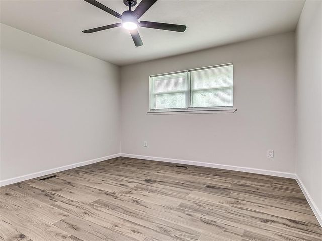 6705 Crow Circle, Oklahoma City, OK 73132