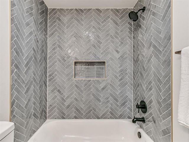 6705 Crow Circle, Oklahoma City, OK 73132