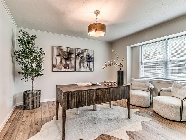 6705 Crow Circle, Oklahoma City, OK 73132