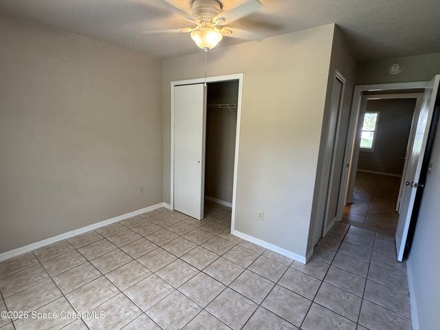 728 Isar Avenue NW, Palm Bay, FL 32907