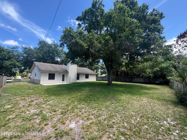728 Isar Avenue NW, Palm Bay, FL 32907