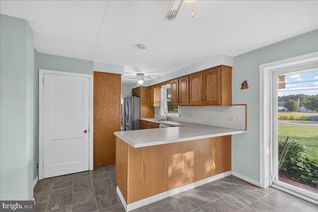 70 RIDGE RD, Phoenixville, PA 19460