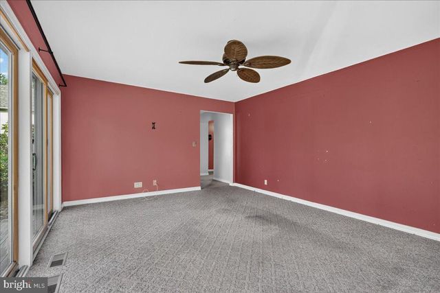 70 RIDGE RD, Phoenixville, PA 19460