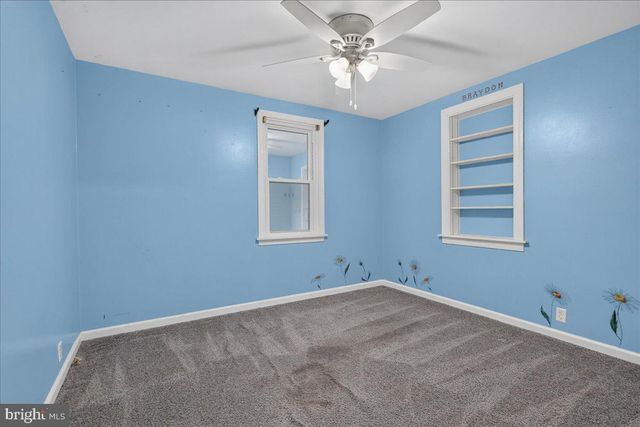 70 RIDGE RD, Phoenixville, PA 19460