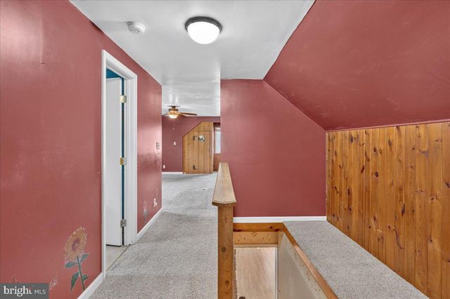 70 RIDGE RD, Phoenixville, PA 19460