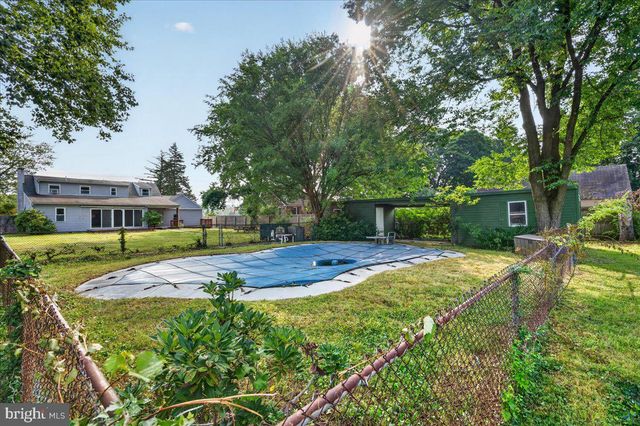 70 RIDGE RD, Phoenixville, PA 19460