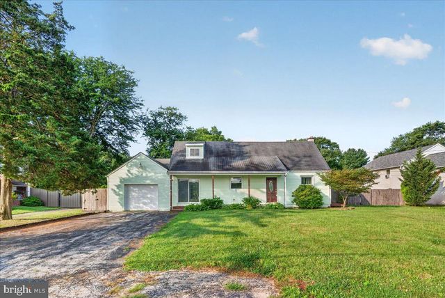 70 RIDGE RD, Phoenixville, PA 19460