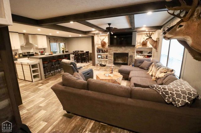 19 Clay 235, Knobel, AR 72435