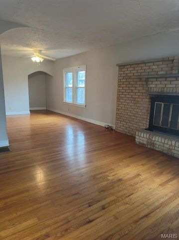 7410 Liberty Avenue, University City, MO 63130