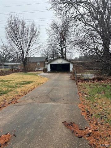 7410 Liberty Avenue, University City, MO 63130