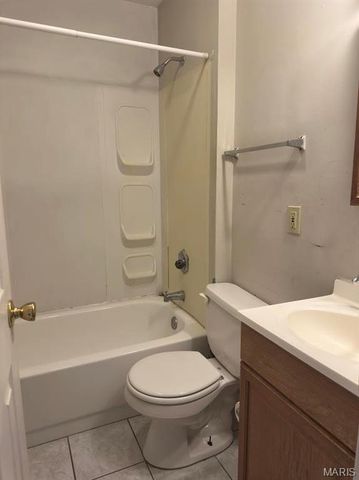 7410 Liberty Avenue, University City, MO 63130