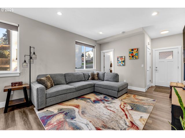 3611 Ne MINNEHAHA St, Vancouver, WA 98661