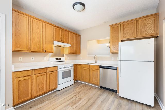 424 Nomar Road, Raleigh, NC 27610