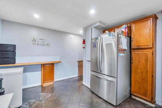 20 Ronald Place, Roosevelt, NY 11575