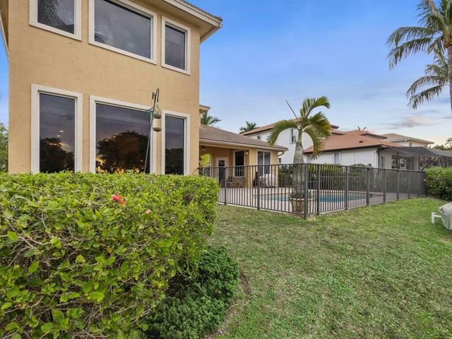 7689 NW 117th Lane, Parkland, FL 33076