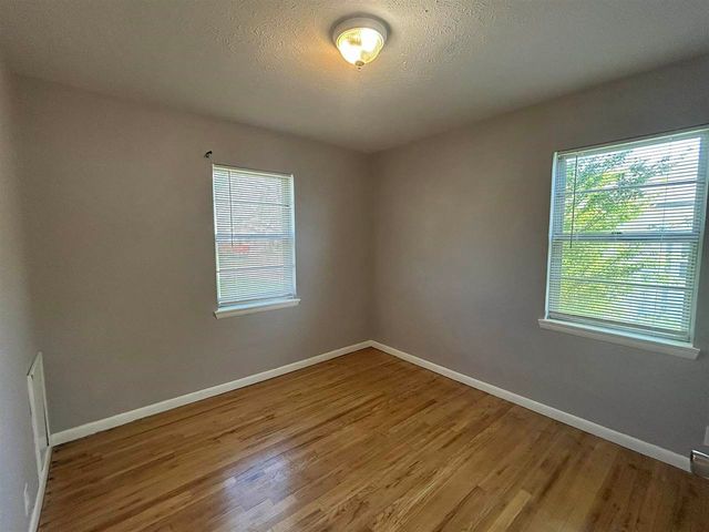 107 Maple St, Elgin, OK 73538