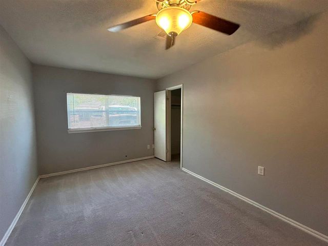 107 Maple St, Elgin, OK 73538