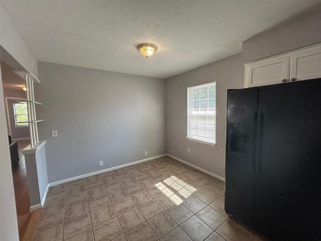 107 Maple St, Elgin, OK 73538