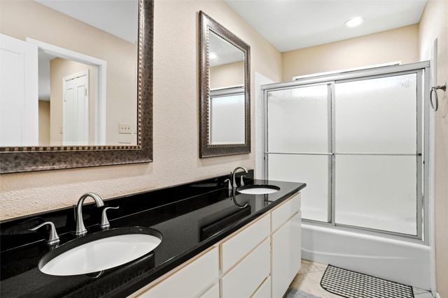4861 Ledgestone Court, Fort Worth, TX 76132