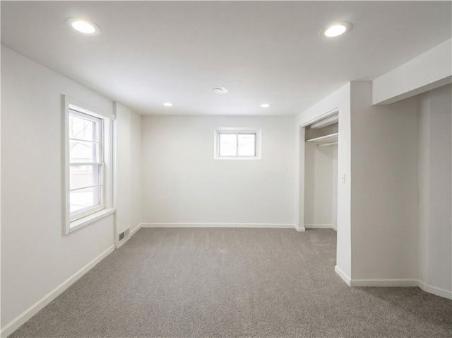 804 Sunset Avenue, Liberty, MO 64068