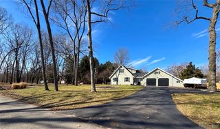 11834 Eriksen Drive, Hamburg Township, MI 48169