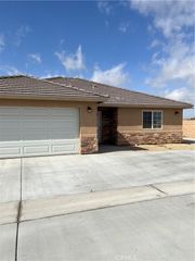 16550 Olive Street 105, Hesperia, CA 92345