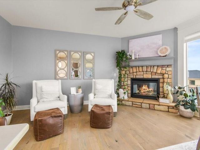 2600 NE Amanda Lane, Blue Springs, MO 64029