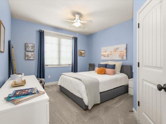 2600 NE Amanda Lane, Blue Springs, MO 64029