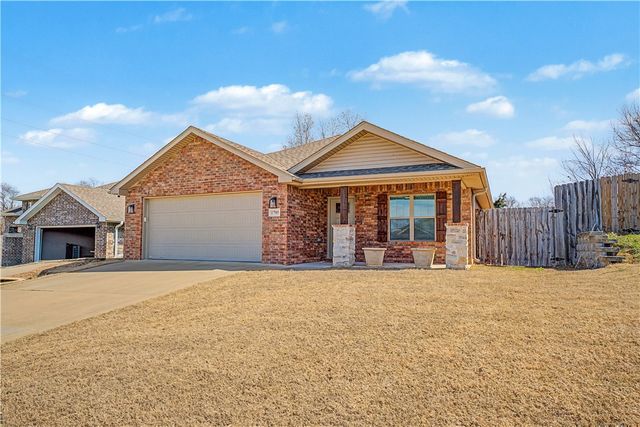 1705 K Place, Rogers, AR 72756