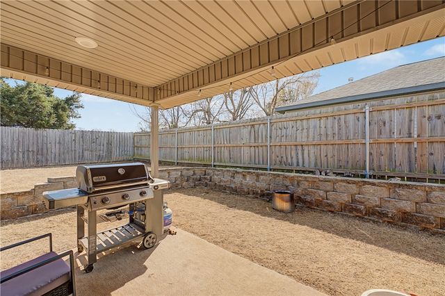 1705 K Place, Rogers, AR 72756