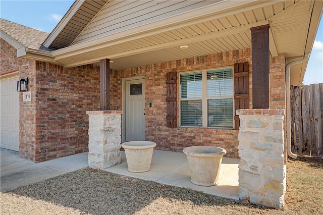 1705 K Place, Rogers, AR 72756