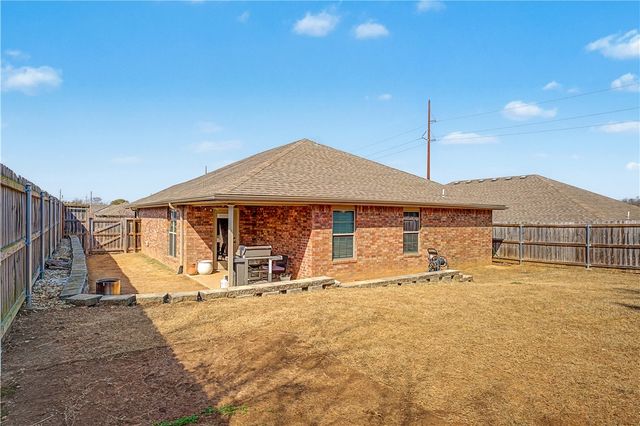 1705 K Place, Rogers, AR 72756