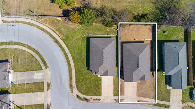 1705 K Place, Rogers, AR 72756