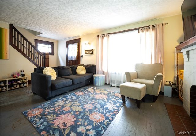 110 Amber Street, Buffalo, NY 14220