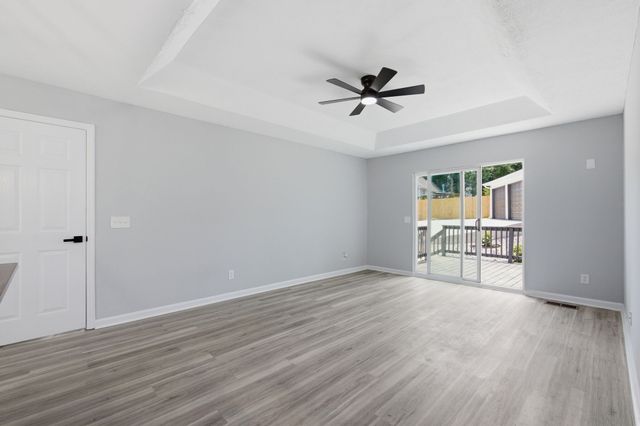 137 Nelson Dr, La Vergne, TN 37086