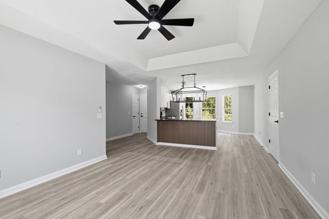 137 Nelson Dr, La Vergne, TN 37086
