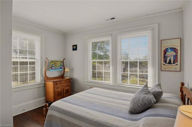 415 W 25th Street, Winston-salem, NC 27105