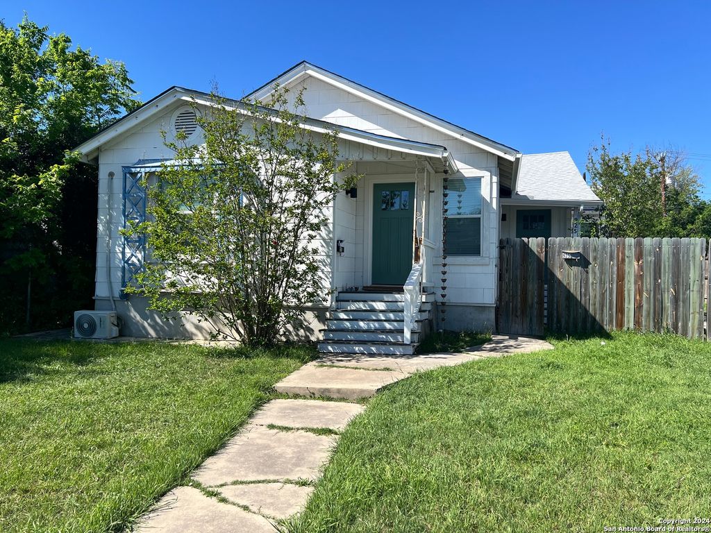 925 DONALDSON AVE, San Antonio, TX 78228