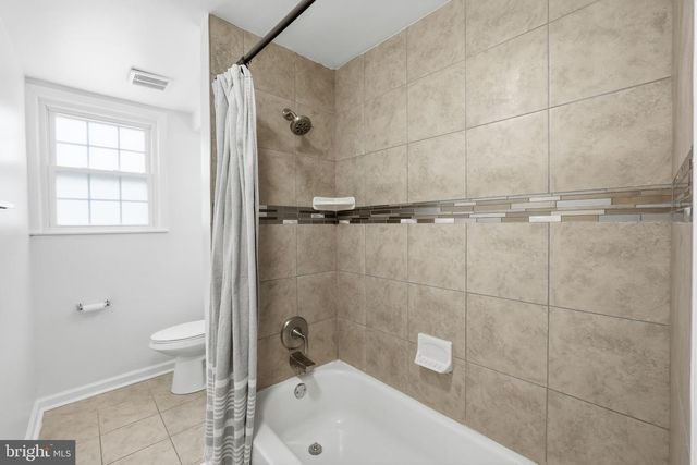 9705 LOCUST AVE, Lanham, MD 20706