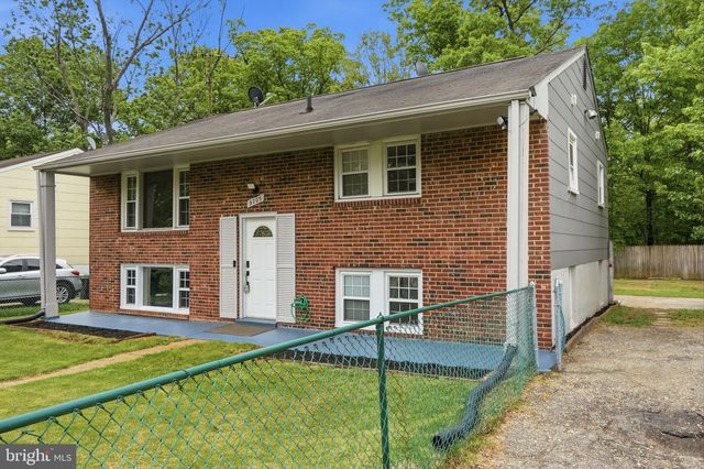 9705 LOCUST AVE, Lanham, MD 20706