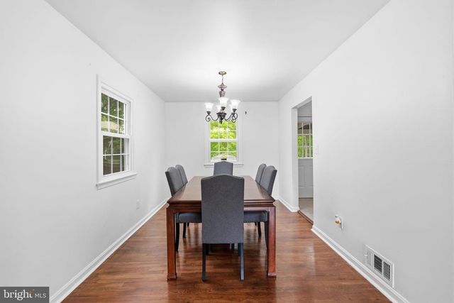 9705 LOCUST AVE, Lanham, MD 20706