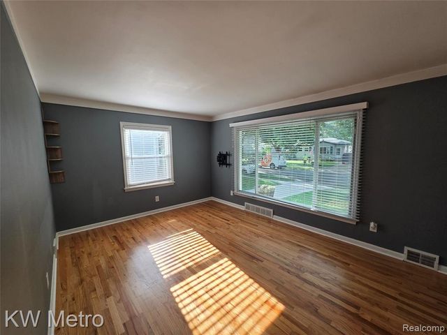1422 Millard Avenue, Royal Oak, MI 48073