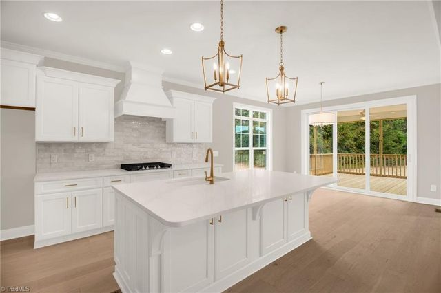 3106 Pasture View Drive, Summerfield, NC 27358