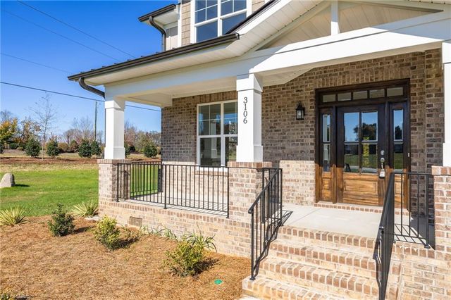 3106 Pasture View Drive, Summerfield, NC 27358