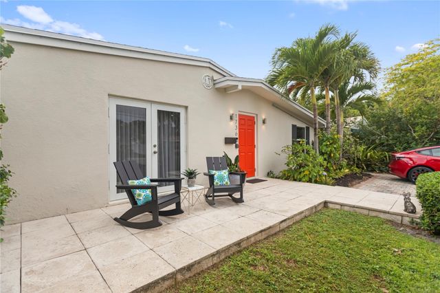 1736 NE 18th Street, Fort Lauderdale, FL 33305