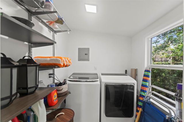 1736 NE 18th Street, Fort Lauderdale, FL 33305