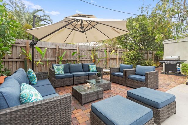1736 NE 18th Street, Fort Lauderdale, FL 33305